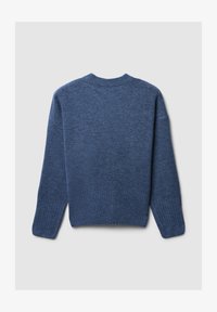 Wybrany, blu polvere