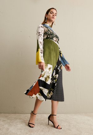 CHAPELL DRESS COLLAGE - Cocktailjurk - multi