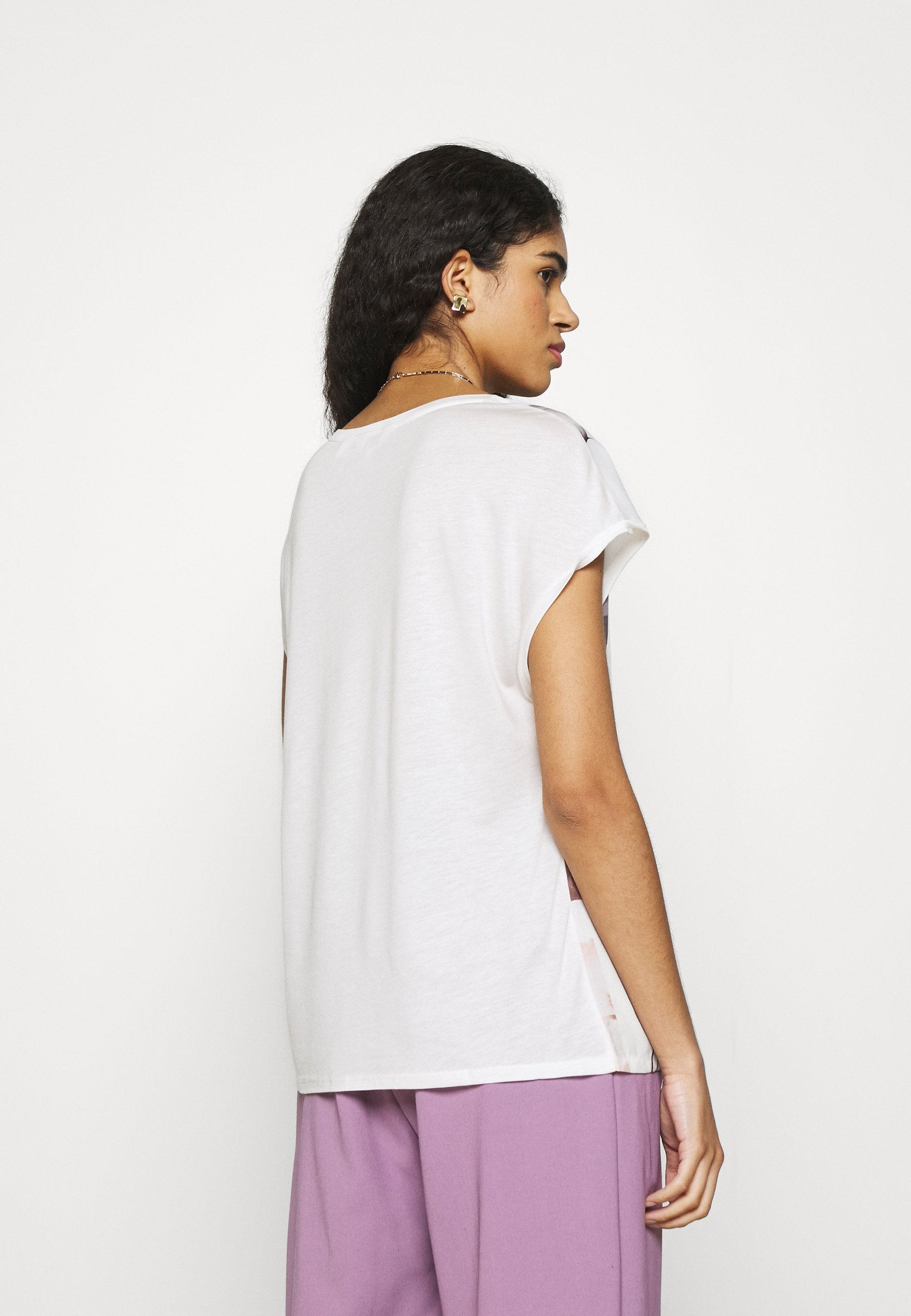 Ted Baker LYLIE - Print T-shirt - white 