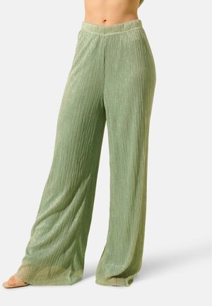 Pantalons large plissés vert pâle avec une finition scintillante. Texture douce et fluide, taille élastique et design longueur sol.