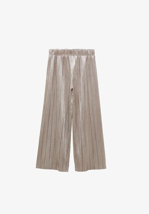Pantalones anchos de pierna larga metálicos beige con pliegues verticales y cintura elástica, hasta el tobillo, mostrados planos sobre un fondo blanco.