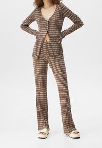 PULL&BEAR Broek - brown