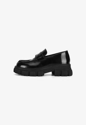 BADURA, Našuchovačky - black