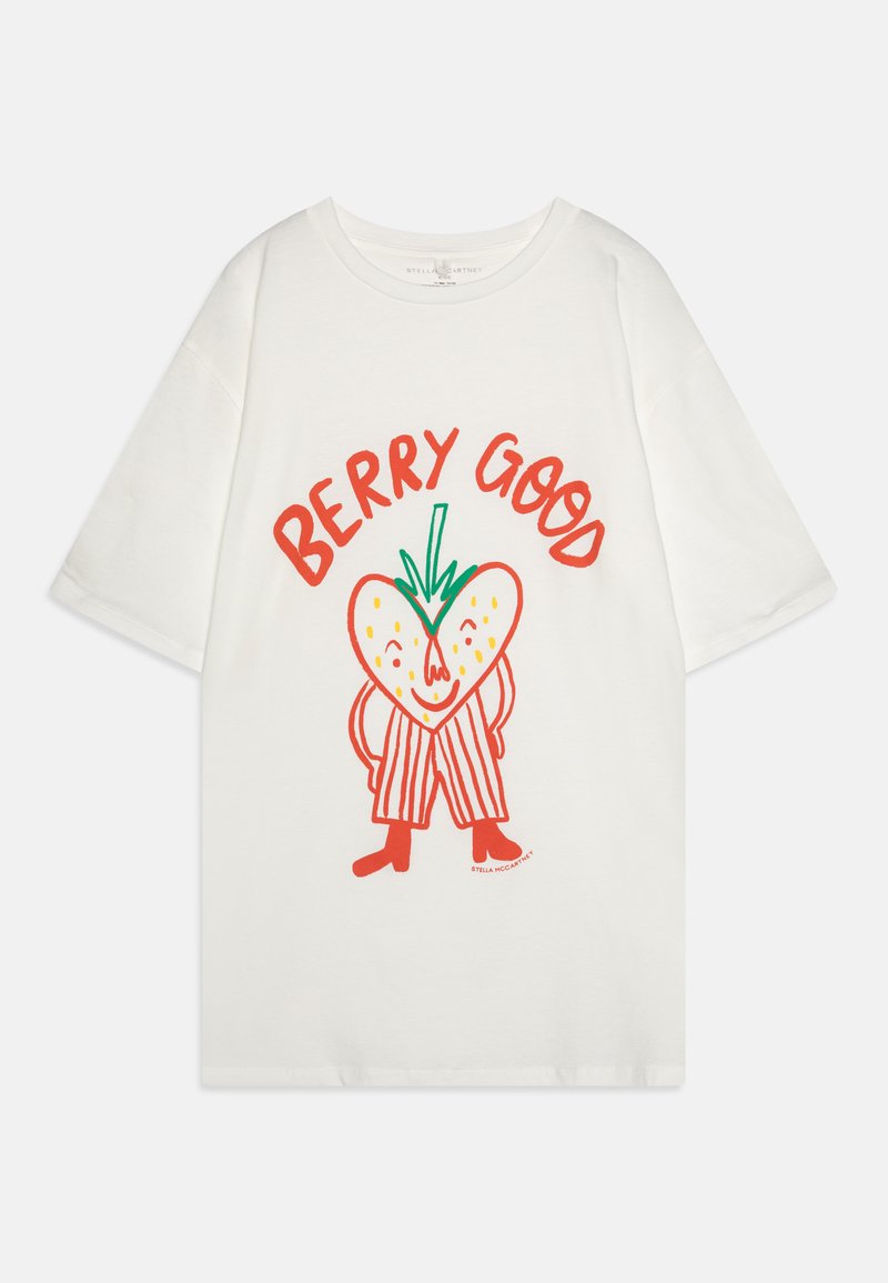 Camiseta blanca de algodón con un diseño colorido de un personaje de fresa en forma de caricatura y el texto "BERRY GOOD" en rojo y verde.
