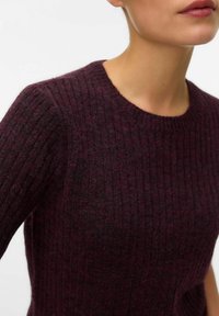 Vero Moda VMSALLY - Lihtne T-särk - winetasting