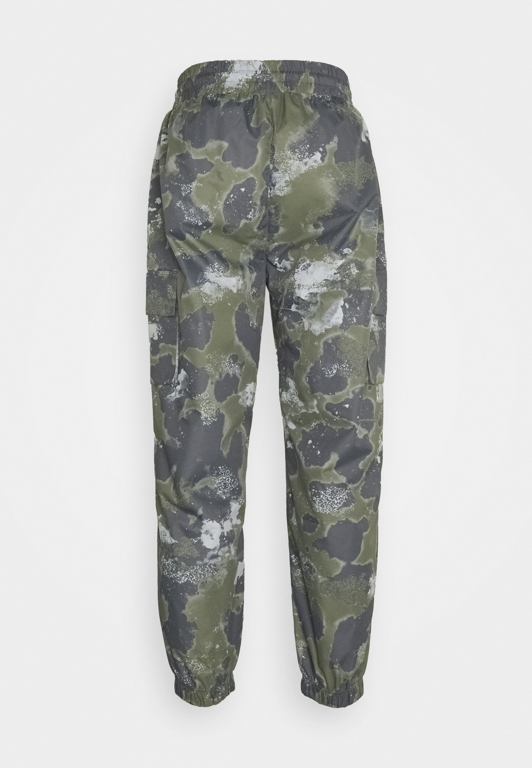 Men NEW ERA OUTDOOR UTILITY TRACK PANT - Club wear Men NEW ERA OUTDOOR UTILITY TRACK PANT - Club wear