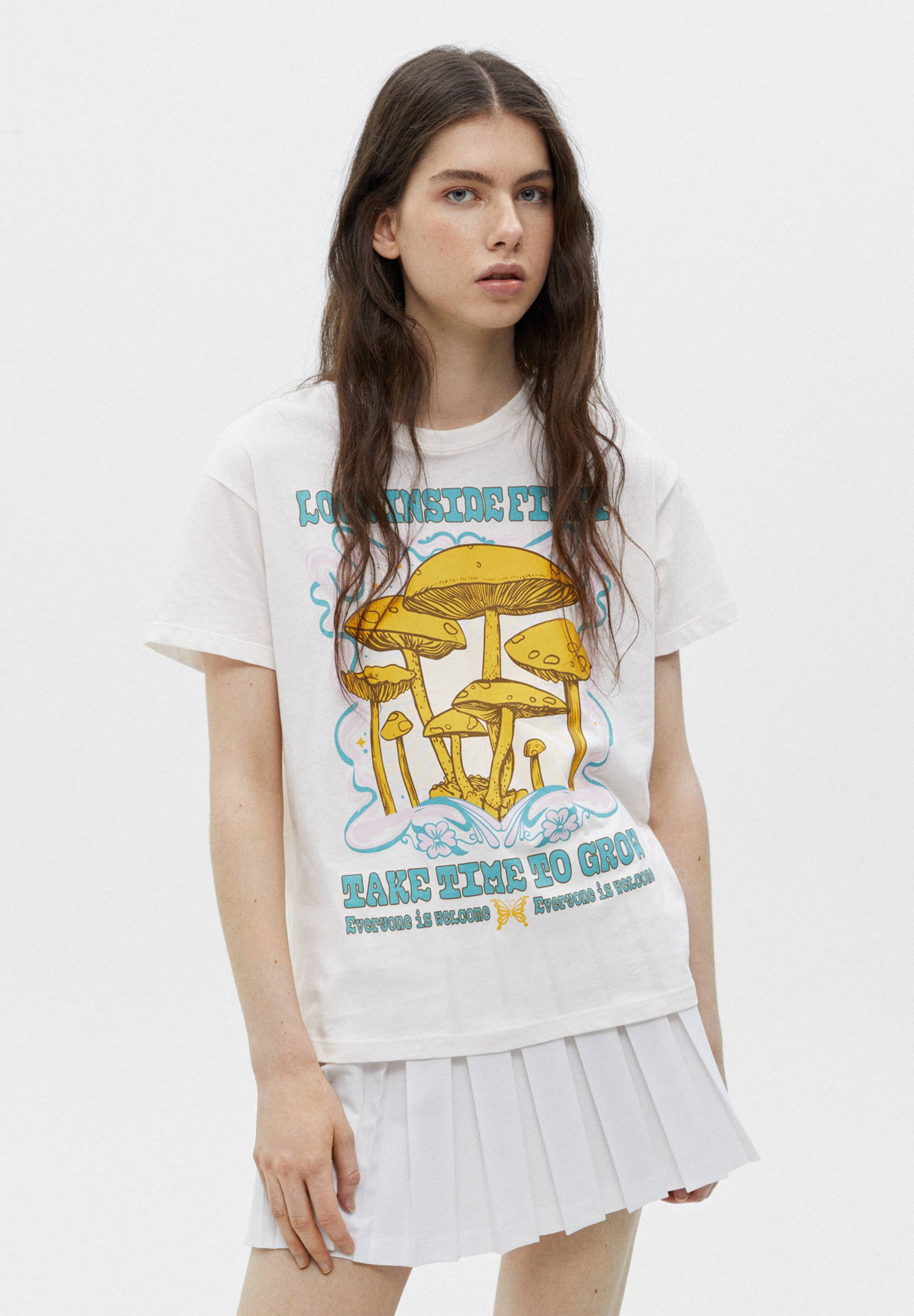 pull and bear mushroom printed t shirt