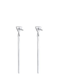 Silberne Ohrhänger mit minimalistischem Design; längliche, dünne Stifte, die an dreieckigen Stecker befestigt sind. Mit "925" für Sterlingsilber gekennzeichnet.