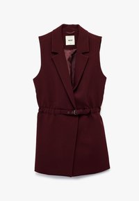 Bordeaux mouwloze vest met een gestructureerd ontwerp, reverskraag en een ceintuur in de taille. Gemaakt van gladde stof met een satijnen binnenvoering.