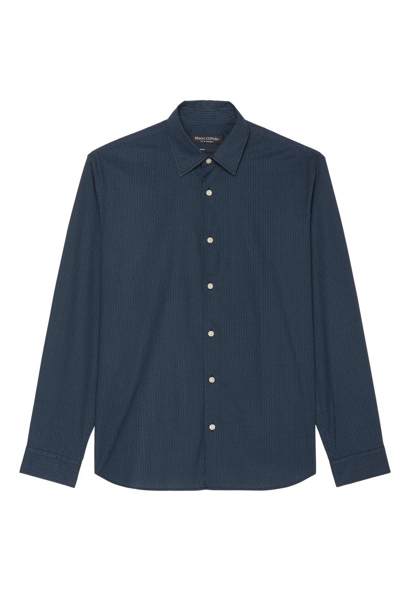 Chemise bleu marine à boutons avec manches longues, col pointu et motif texturé. Présente des boutons beige clair et un ourlet droit.