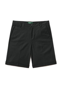 Černé šortky vyrobené z pevné látky, s knoflíkovým zapínáním, dvěma předními kapsami a ohrnutým lemem. Jednoduchý design bez viditelných vzorů.