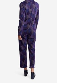 Rich & Royal Blazer - purple