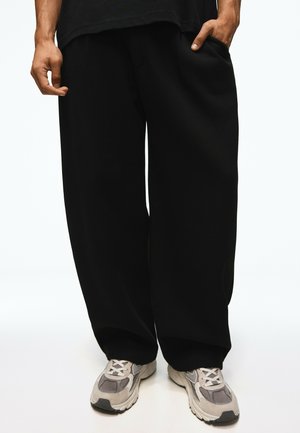 Bershka, BALLOON TAILORING WAFFLE - TRACKSUIT BOTTOMS - Nohavice - black