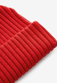 Next REGULAR FIT - Bonnet - red
