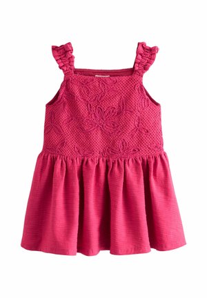 Žiarivo ružové šaty bez rukávov s volánikovými ramienkami, kvetinovou čipkou na živôtiku a naberanou sukňou.