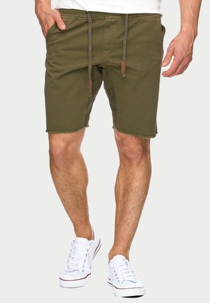 CARVER - Jeans Shorts - grren