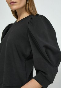 PEPPERCORN 3/4 PUFF SLEEVE - Felpa - black
