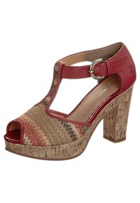 Damskie sandały na wysokim obcasie z korkową platformą, czerwonymi skórzanymi paskami, plecionym, wielokolorowym przodem, otwartym palcem i regulowanym zapięciem na klamrę.