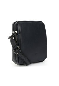 Borsa a tracolla in pelle nera con texture liscia, dotata di due scomparti con zip e una tracolla staccabile con un accento metallico.