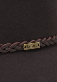 Barbour TACK FEDORA - Kalap - chocolate/praline