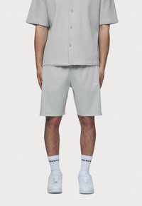 Pegador TROY - Šortai - pearl grey