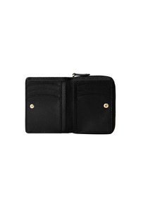 Portafoglio in pelle nera con finitura testurizzata, multiple fessure per carte, chiusura con bottone a pressione e scomparto con zip.