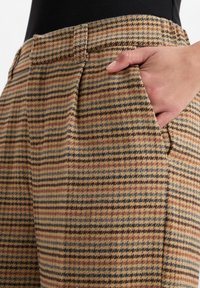 Marie Lund Trousers - camel