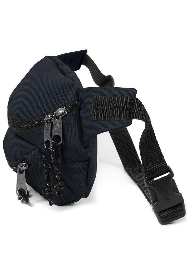 eastpak doggy bag 3l
