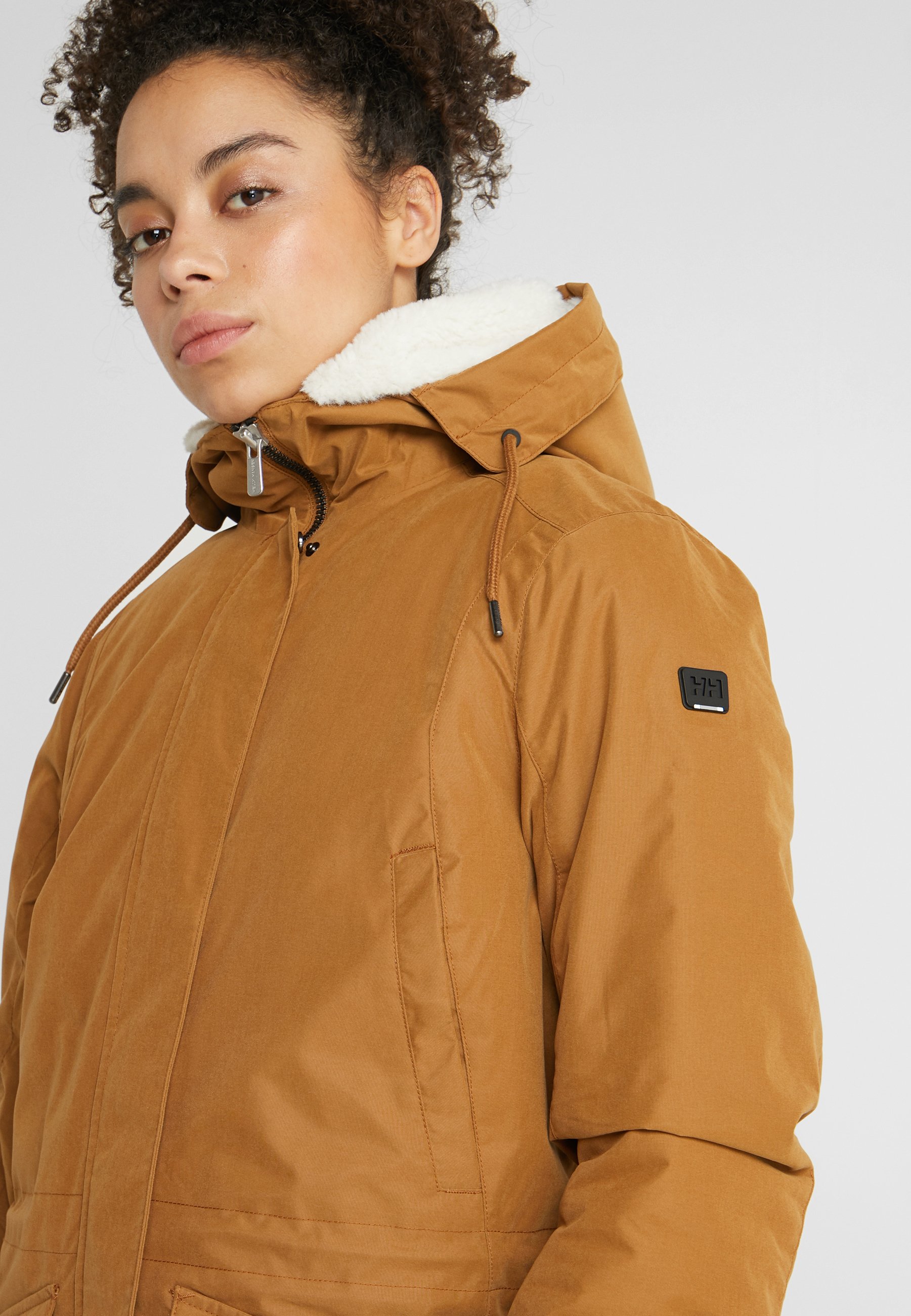 helly hansen vega parka