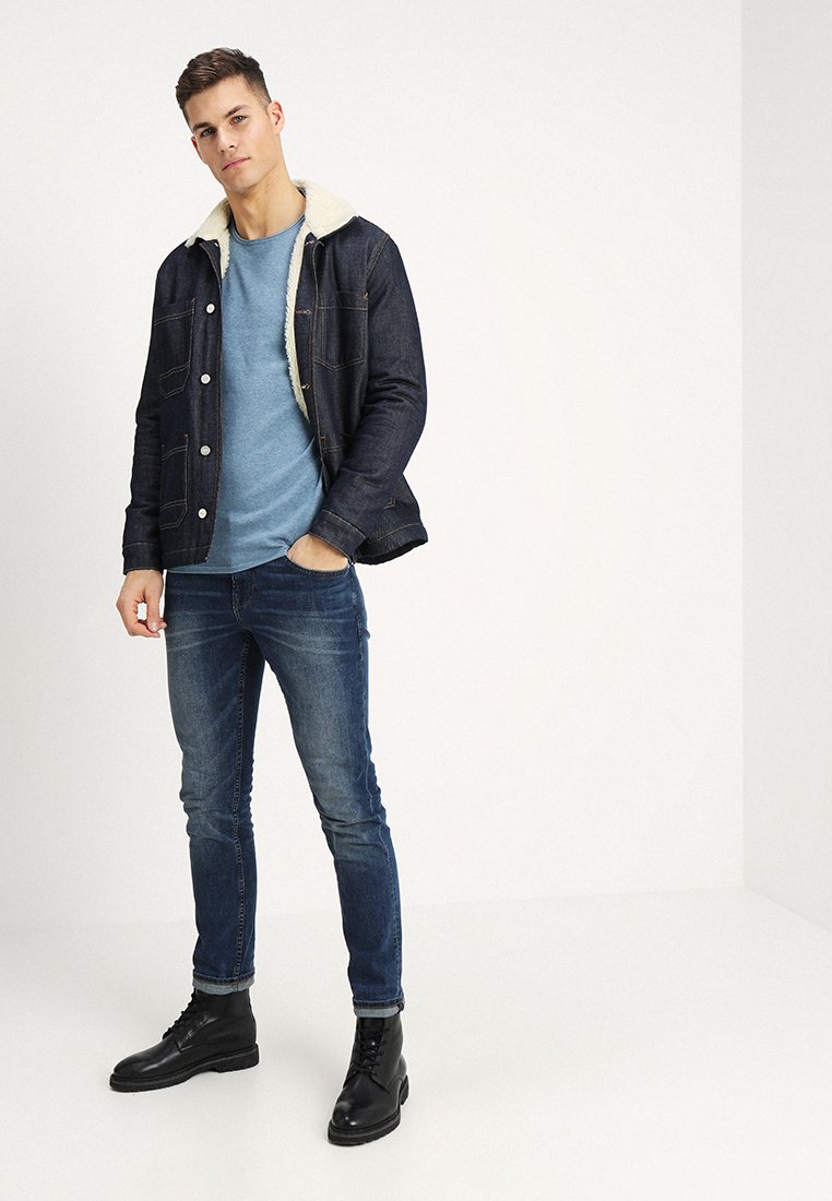 TOM TAILOR DENIM CREW ROLLED EDGES Strikkegenser faded TOM TAILOR DENIM CREW ROLLED EDGES - Strikkegenser - faded blue melange