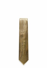 Metallisk guld slips med en slät textur, spetsig spets och en enfärgad design, med en lätt lyster över ytan.