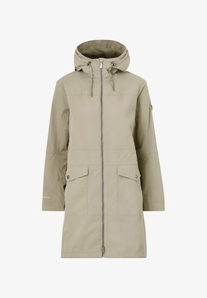 Lyse beige vandtæt jakke med hætte, frontlynlås, to store lommer og en afslappet pasform. Glat materiale med minimal detaljer.