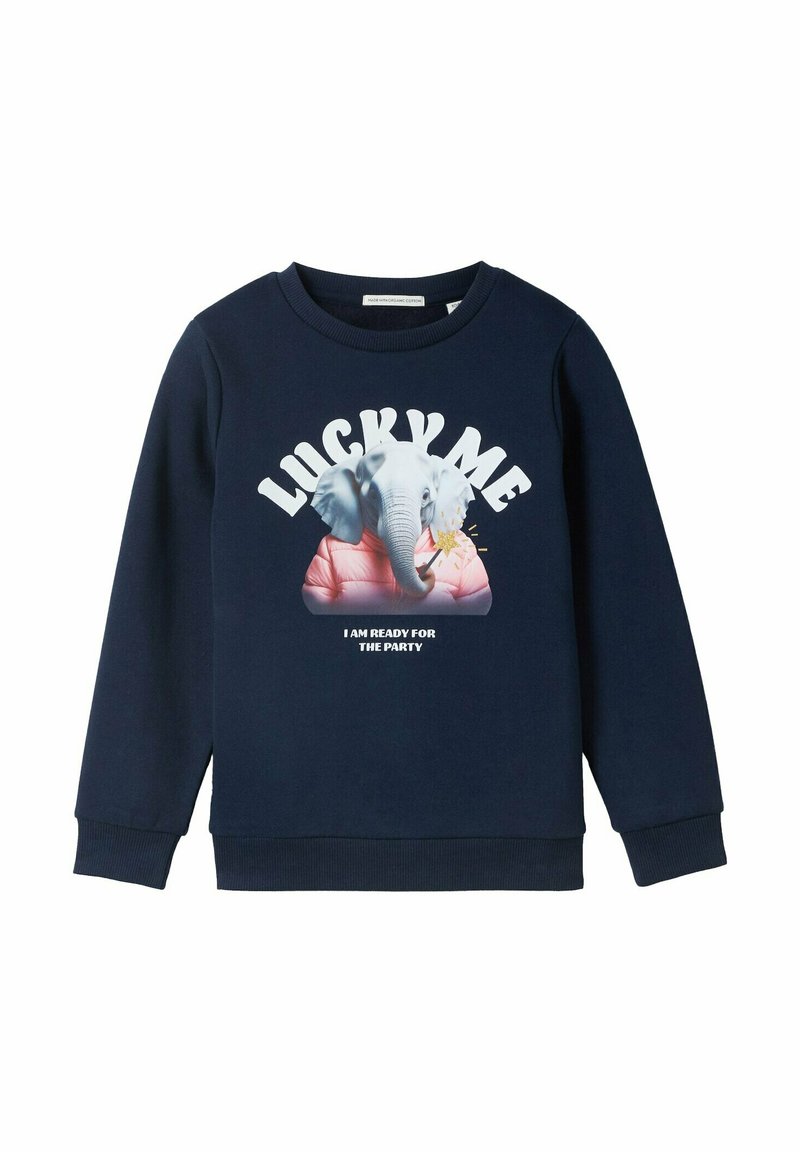 Granatowy sweter z okrągłym dekoltem, z grafiką słonia w różowej kurtce oraz białym napisem: "Szczęśliwy ja, jestem gotowy na imprezę."