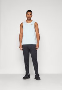 Nike Performance HYVERSE TANK - Top - glacier blue/black