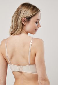 Next Push up -rintaliivit - nude