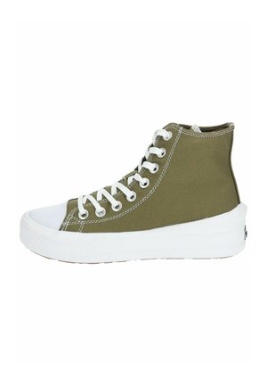 Hohe Sneaker aus olivgrünem Canvas mit weißer Gummikappe und Plateausohle; ausgestattet mit weißen Schnürsenkeln und kontrastierender Naht.