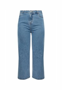 Ljust blå denim, korta jeans med hög midja, rak bendesign, fem fickor och synliga sömmar längs sömmarna.