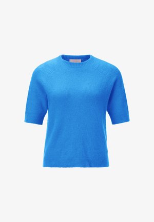Élénk kék, rövid ujjú pulóver, puha, bolyhos anyagból, kerek nyakkivágással és bordás szegéllyel. Simább tapintás, egyszerű dizájn.