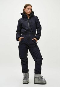 Global Funk IZABELA - Jumpsuit - darkest night