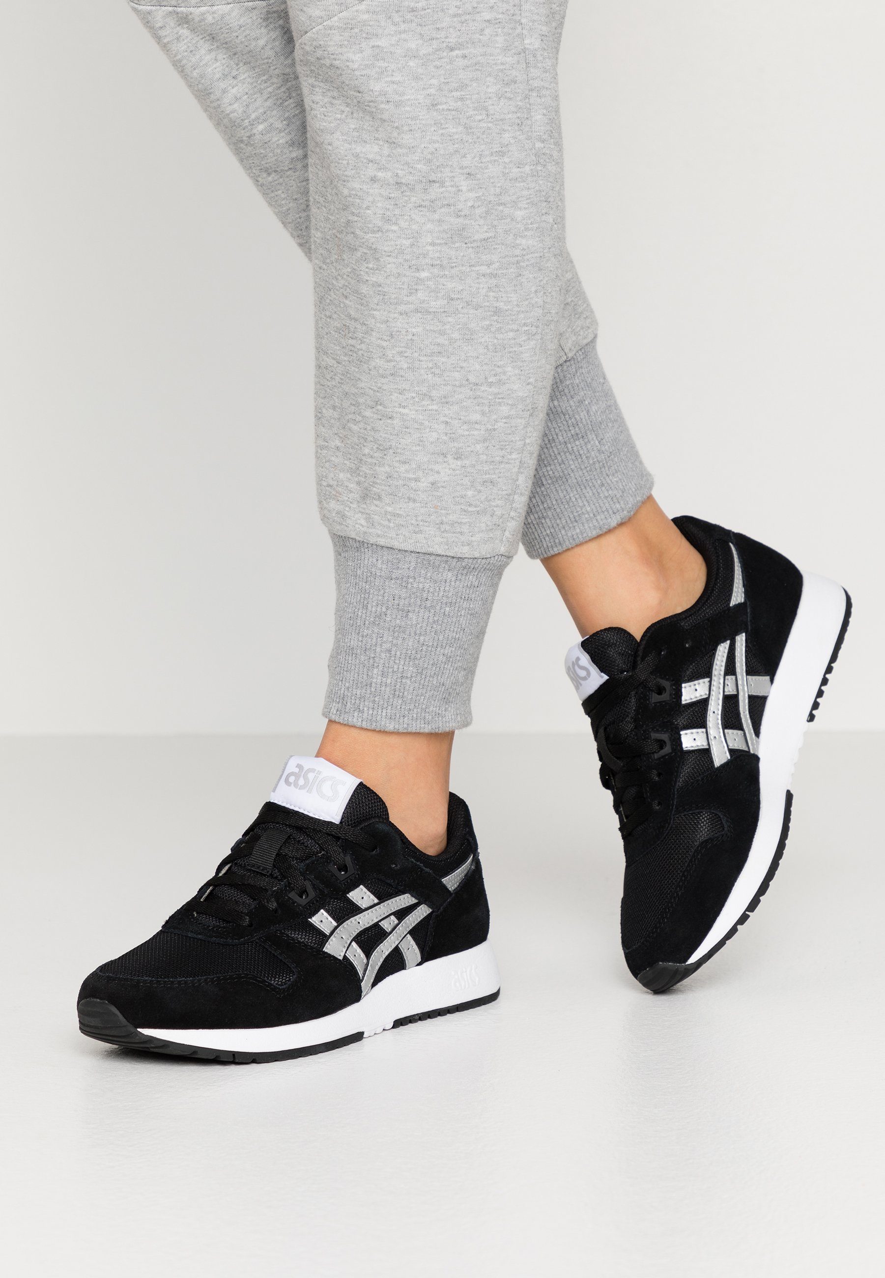 asics lite classic