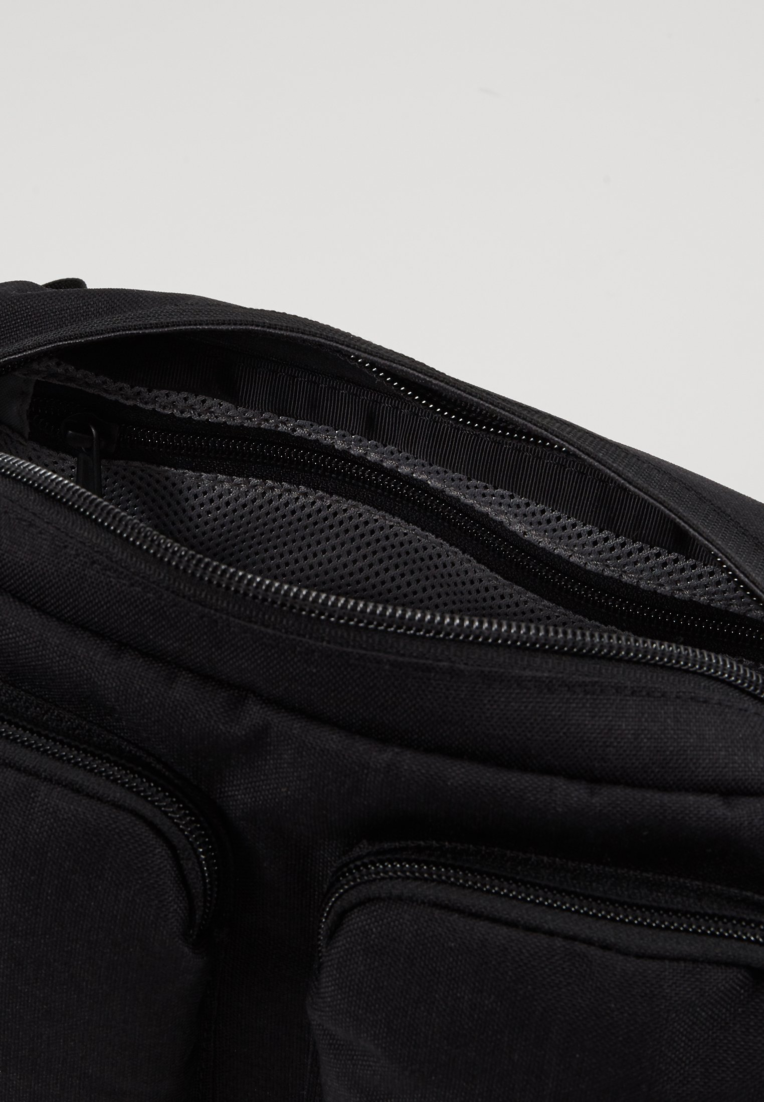 The North Face KANGA Skulderveske black heather Zalando.no The North Face KANGA Skulderveske black heather Zalando.no