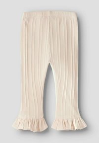 Legginsy prążkowane w jasnym różu z białymi i jasnoróżowymi paskami. Posiadają rozszerzone falbanki u dołu oraz elastyczną gumkę w pasie.