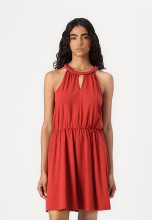 VIMILLA SHORT BRAIDED DRESS - Jerseykleid - brick dust
