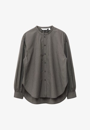 Skjorte med knapper foran og lange ærmer med små tern, rund krave og tætsiddende manchetter, vist fladt mod en hvid baggrund.