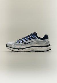Niewybrane, wolf grey/blue eclipse/summit white/racer blue/photon dust