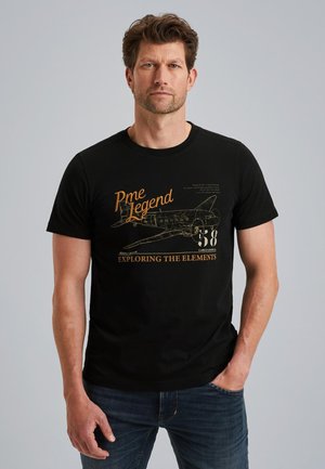 - T-shirt z nadrukiem