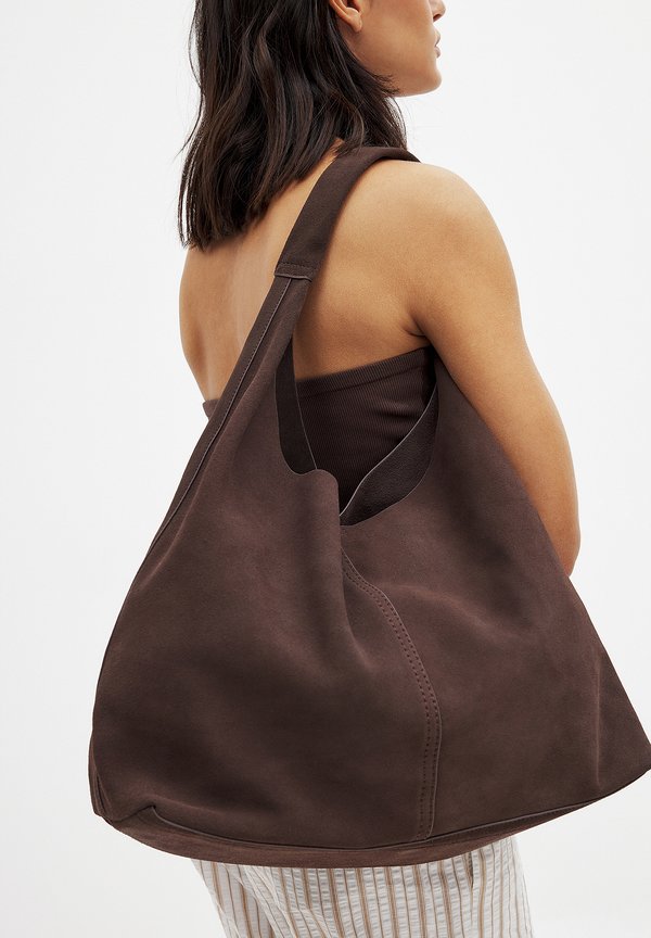 TRIANGULAR - Handtasche