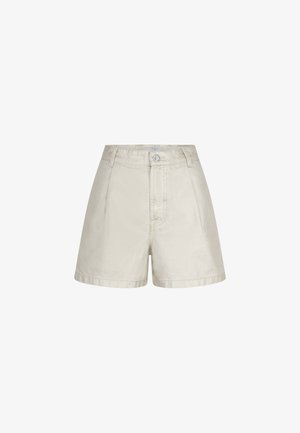 Beige Jeans-Shorts mit hoher Taille, Vordertaschen und einem einzelnen Knopfverschluss. Glatte Textur, taillierte Passform und gerades Bein-Design.