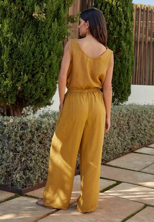 WIDE LEG - Tygbyxor - mustard yellow
