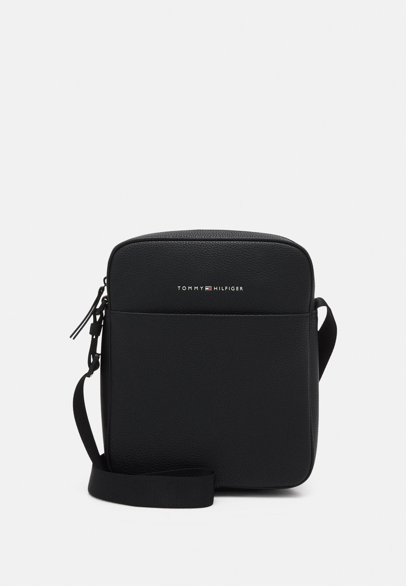 tommy jeans essential reporter